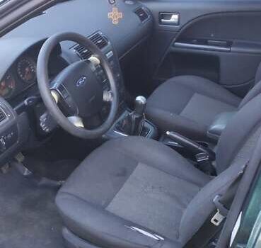 Форд Мондео 2004 в Луцке на Automoto.ua Зеленый Форд Мондео, объемом двигателя 2 л и пробегом 330 тыс. км за 3500 $, фото 1 на Automoto.ua