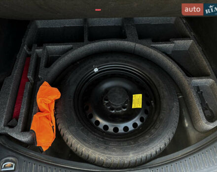 Зелений Форд Мондео, об'ємом двигуна 1.6 л та пробігом 286 тис. км за 8200 $, фото 16 на Automoto.ua