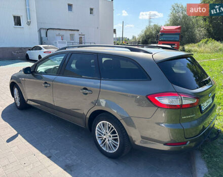Зелений Форд Мондео, об'ємом двигуна 1.6 л та пробігом 286 тис. км за 8200 $, фото 5 на Automoto.ua