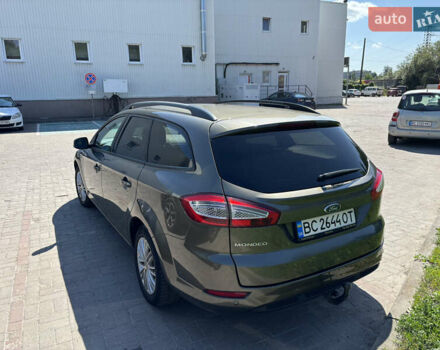 Зелений Форд Мондео, об'ємом двигуна 1.6 л та пробігом 286 тис. км за 8200 $, фото 4 на Automoto.ua