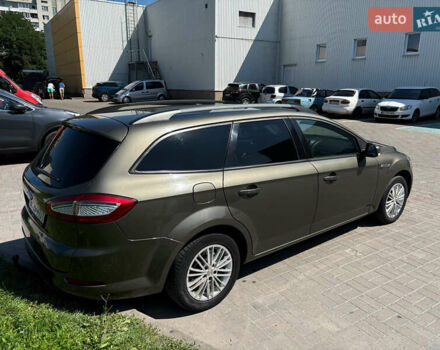 Зелений Форд Мондео, об'ємом двигуна 1.6 л та пробігом 286 тис. км за 8200 $, фото 9 на Automoto.ua