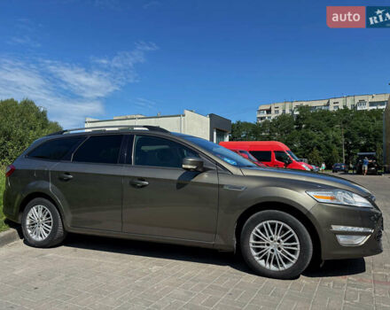 Зелений Форд Мондео, об'ємом двигуна 1.6 л та пробігом 286 тис. км за 8200 $, фото 11 на Automoto.ua