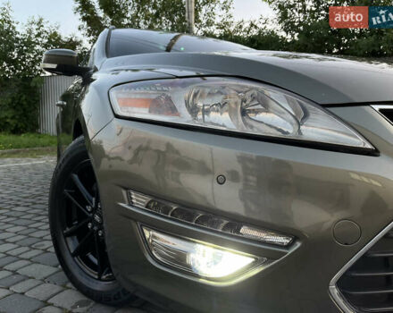 Зелений Форд Мондео, об'ємом двигуна 1.6 л та пробігом 198 тис. км за 8300 $, фото 6 на Automoto.ua