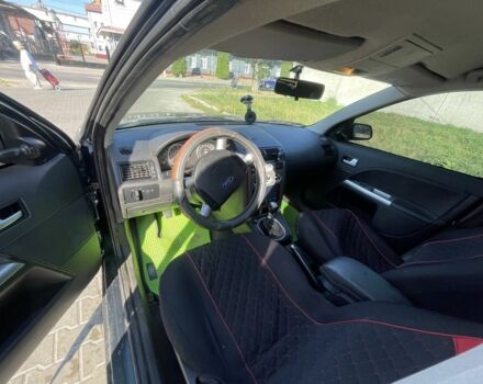 Зеленый Форд Мондео, объемом двигателя 1.8 л и пробегом 200 тыс. км за 3400 $, фото 5 на Automoto.ua