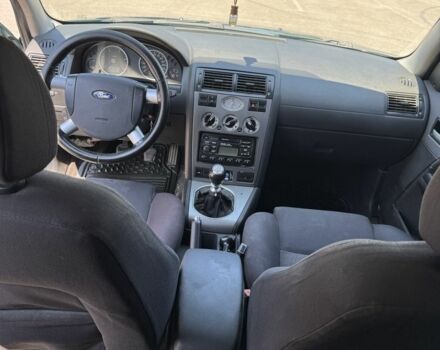 Зеленый Форд Мондео, объемом двигателя 2 л и пробегом 350 тыс. км за 3000 $, фото 7 на Automoto.ua