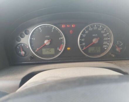 Зеленый Форд Мондео, объемом двигателя 2 л и пробегом 188 тыс. км за 2000 $, фото 3 на Automoto.ua