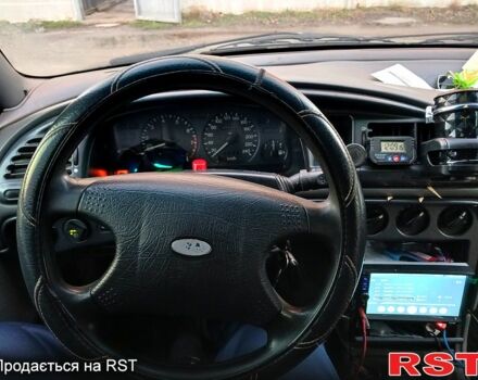 Зеленый Форд Мондео, объемом двигателя 2 л и пробегом 340 тыс. км за 2010 $, фото 1 на Automoto.ua