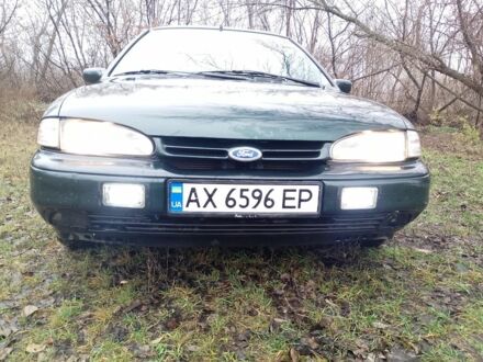 Зеленый Форд Мондео, объемом двигателя 1.8 л и пробегом 350 тыс. км за 985 $, фото 1 на Automoto.ua