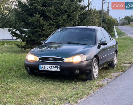 Зелений Форд Мондео, об'ємом двигуна 1.8 л та пробігом 300 тис. км за 1700 $, фото 1 на Automoto.ua