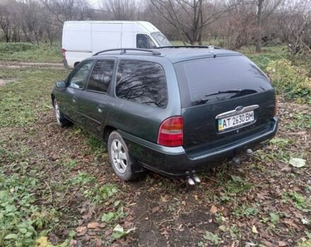 Зелений Форд Мондео, об'ємом двигуна 1.8 л та пробігом 300 тис. км за 2100 $, фото 1 на Automoto.ua