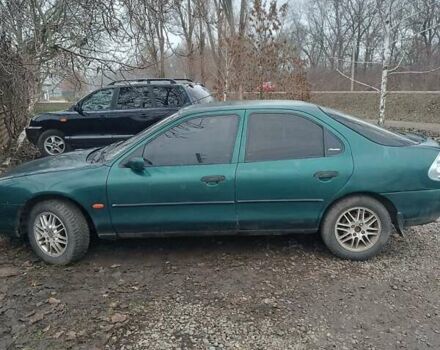 Зелений Форд Мондео, об'ємом двигуна 1.8 л та пробігом 384 тис. км за 1418 $, фото 1 на Automoto.ua