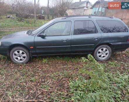 Зелений Форд Мондео, об'ємом двигуна 1.8 л та пробігом 300 тис. км за 2100 $, фото 1 на Automoto.ua