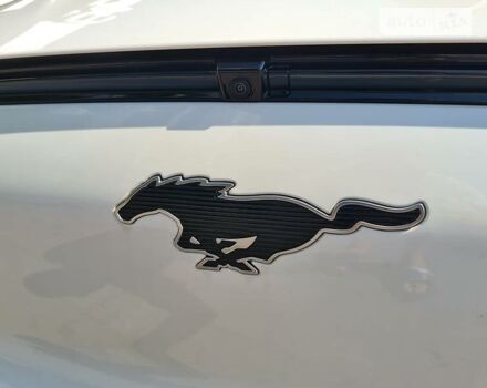 Білий Форд Mustang Mach-E, об'ємом двигуна 0 л та пробігом 48 тис. км за 24800 $, фото 7 на Automoto.ua