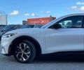 Белый Форд Mustang Mach-E, объемом двигателя 0 л и пробегом 55 тыс. км за 27590 $, фото 2 на Automoto.ua