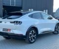 Белый Форд Mustang Mach-E, объемом двигателя 0 л и пробегом 55 тыс. км за 27590 $, фото 10 на Automoto.ua