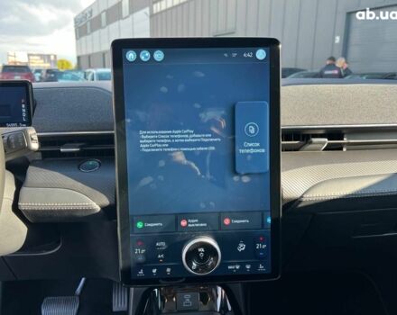 Белый Форд Mustang Mach-E, объемом двигателя 0 л и пробегом 55 тыс. км за 27590 $, фото 27 на Automoto.ua