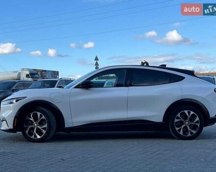 Білий Форд Mustang Mach-E, об'ємом двигуна 0 л та пробігом 55 тис. км за 27590 $, фото 5 на Automoto.ua