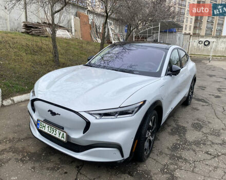 Білий Форд Mustang Mach-E, об'ємом двигуна 0 л та пробігом 38 тис. км за 25000 $, фото 13 на Automoto.ua
