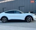 Білий Форд Mustang Mach-E, об'ємом двигуна 0 л та пробігом 55 тис. км за 27590 $, фото 12 на Automoto.ua