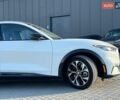 Білий Форд Mustang Mach-E, об'ємом двигуна 0 л та пробігом 55 тис. км за 27590 $, фото 13 на Automoto.ua
