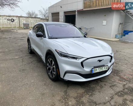 Білий Форд Mustang Mach-E, об'ємом двигуна 0 л та пробігом 38 тис. км за 25000 $, фото 11 на Automoto.ua