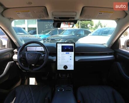 Белый Форд Mustang Mach-E, объемом двигателя 0 л и пробегом 67 тыс. км за 27500 $, фото 12 на Automoto.ua