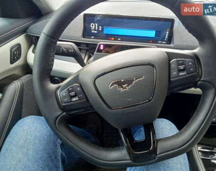 Белый Форд Mustang Mach-E, объемом двигателя 0 л и пробегом 26 тыс. км за 34900 $, фото 21 на Automoto.ua