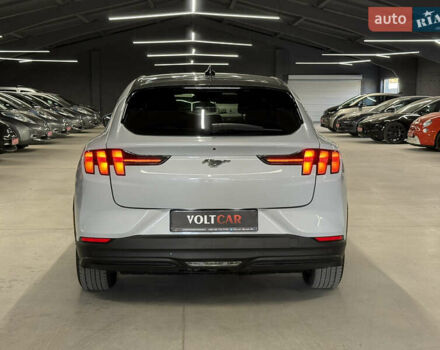 Белый Форд Mustang Mach-E, объемом двигателя 0 л и пробегом 228 тыс. км за 19900 $, фото 34 на Automoto.ua