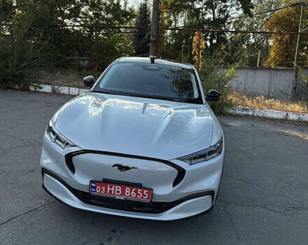 Белый Форд Mustang Mach-E, объемом двигателя 0 л и пробегом 100 тыс. км за 31000 $, фото 4 на Automoto.ua