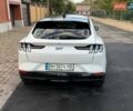 Белый Форд Mustang Mach-E, объемом двигателя 0 л и пробегом 157 тыс. км за 25900 $, фото 4 на Automoto.ua