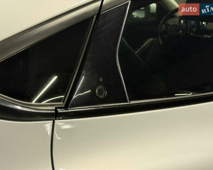 Белый Форд Mustang Mach-E, объемом двигателя 0 л и пробегом 228 тыс. км за 19900 $, фото 25 на Automoto.ua