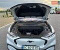 Белый Форд Mustang Mach-E, объемом двигателя 0 л и пробегом 56 тыс. км за 25700 $, фото 18 на Automoto.ua
