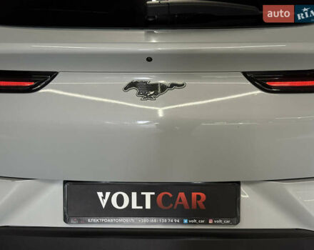 Белый Форд Mustang Mach-E, объемом двигателя 0 л и пробегом 228 тыс. км за 19900 $, фото 42 на Automoto.ua