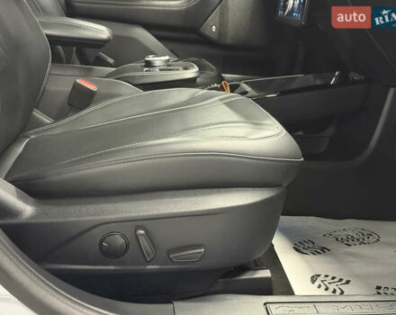 Белый Форд Mustang Mach-E, объемом двигателя 0 л и пробегом 228 тыс. км за 19900 $, фото 64 на Automoto.ua