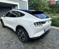 Белый Форд Mustang Mach-E, объемом двигателя 0 л и пробегом 16 тыс. км за 29000 $, фото 4 на Automoto.ua