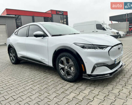 Белый Форд Mustang Mach-E, объемом двигателя 0 л и пробегом 67 тыс. км за 30000 $, фото 10 на Automoto.ua