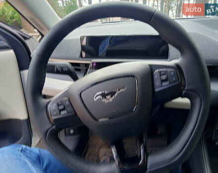 Белый Форд Mustang Mach-E, объемом двигателя 0 л и пробегом 26 тыс. км за 34900 $, фото 12 на Automoto.ua