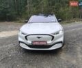 Белый Форд Mustang Mach-E, объемом двигателя 0 л и пробегом 116 тыс. км за 23200 $, фото 1 на Automoto.ua