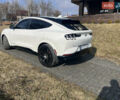 Белый Форд Mustang Mach-E, объемом двигателя 0 л и пробегом 68 тыс. км за 28500 $, фото 11 на Automoto.ua