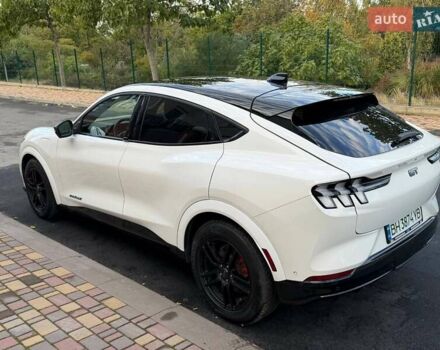 Форд Mustang Mach-E 2021 у Измаиле на Automoto.ua Білий Форд Mustang Mach-E, об'ємом двигуна 0 л та пробігом 157 тис. км за 28500 $, фото 7 на Automoto.ua