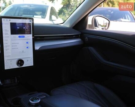 Белый Форд Mustang Mach-E, объемом двигателя 0 л и пробегом 67 тыс. км за 27500 $, фото 13 на Automoto.ua