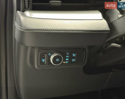 Белый Форд Mustang Mach-E, объемом двигателя 0 л и пробегом 228 тыс. км за 19900 $, фото 68 на Automoto.ua