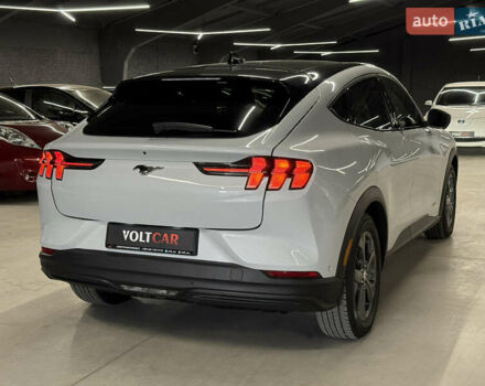 Белый Форд Mustang Mach-E, объемом двигателя 0 л и пробегом 228 тыс. км за 19900 $, фото 38 на Automoto.ua