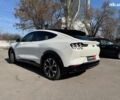 Белый Форд Mustang Mach-E, объемом двигателя 0 л и пробегом 46 тыс. км за 30990 $, фото 2 на Automoto.ua