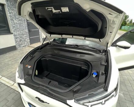 Білий Форд Mustang Mach-E, об'ємом двигуна 0 л та пробігом 34 тис. км за 27400 $, фото 20 на Automoto.ua