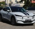 Белый Форд Mustang Mach-E, объемом двигателя 0 л и пробегом 67 тыс. км за 27500 $, фото 2 на Automoto.ua
