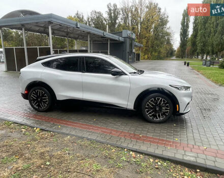 Форд Mustang Mach-E 2021 в Кременчуге на Automoto.ua Белый Форд Mustang Mach-E, объемом двигателя 0 л и пробегом 120 тыс. км за 28000 $, фото 8 на Automoto.ua