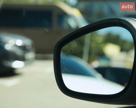 Белый Форд Mustang Mach-E, объемом двигателя 0 л и пробегом 67 тыс. км за 27500 $, фото 6 на Automoto.ua