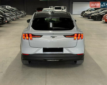 Белый Форд Mustang Mach-E, объемом двигателя 0 л и пробегом 228 тыс. км за 19900 $, фото 30 на Automoto.ua