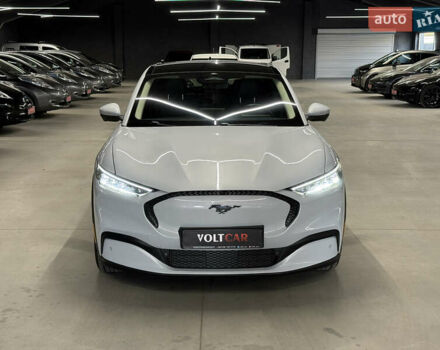 Белый Форд Mustang Mach-E, объемом двигателя 0 л и пробегом 228 тыс. км за 19900 $, фото 9 на Automoto.ua